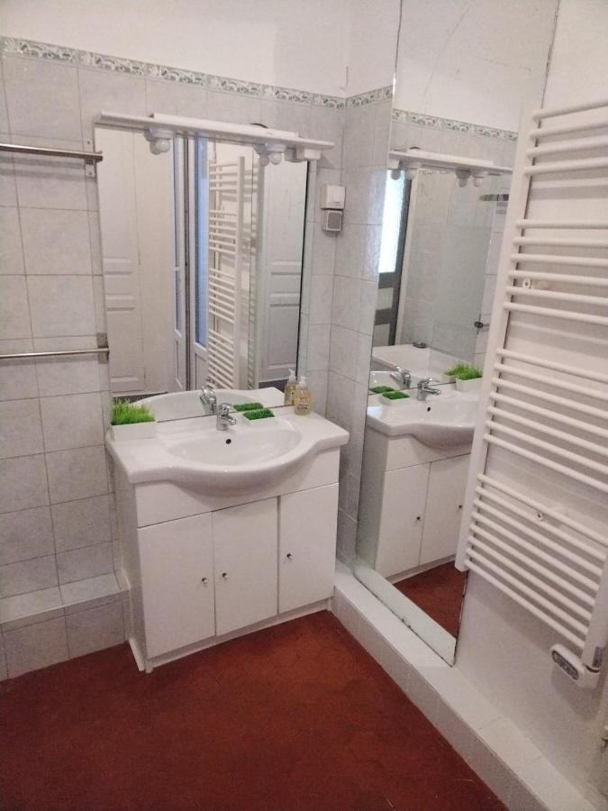 Quartier Des Createurs "La Plaine Cours Julien" Chambre Privee Dans Appartement Menage Frequent Des Parties Commune マルセイユ エクステリア 写真