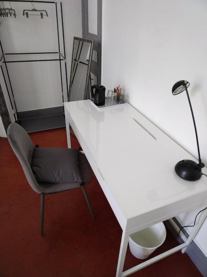 Quartier Des Createurs "La Plaine Cours Julien" Chambre Privee Dans Appartement Menage Frequent Des Parties Commune マルセイユ エクステリア 写真